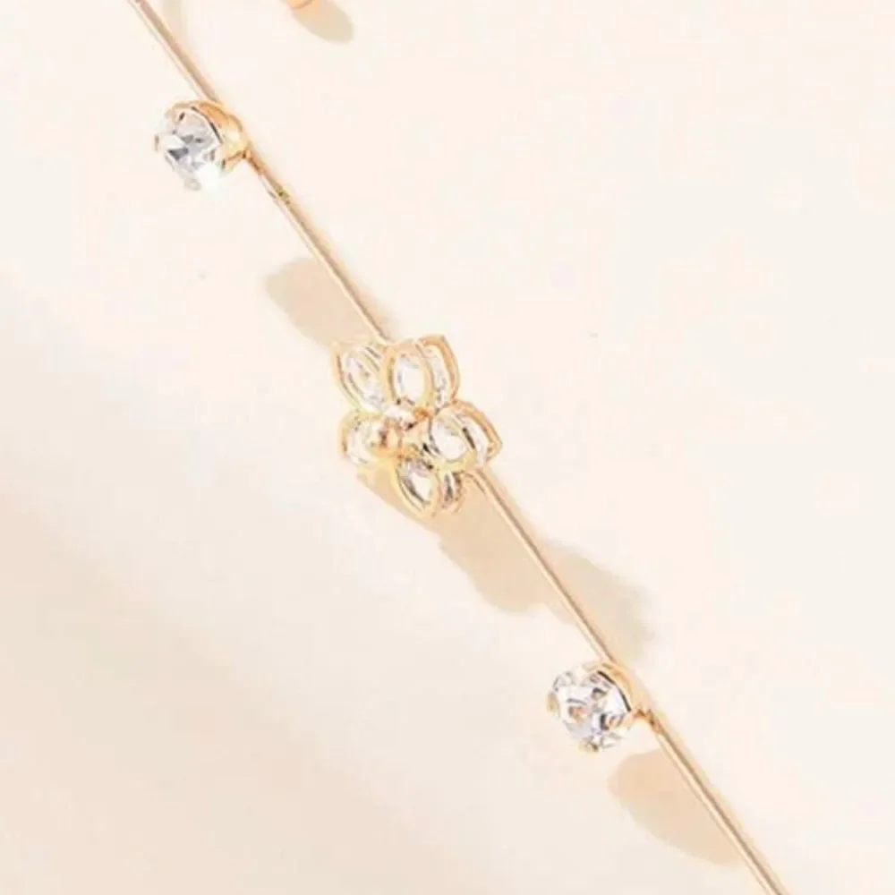 1 Piece Flower Ear Decoration